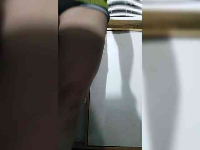 Cassiee webcam
