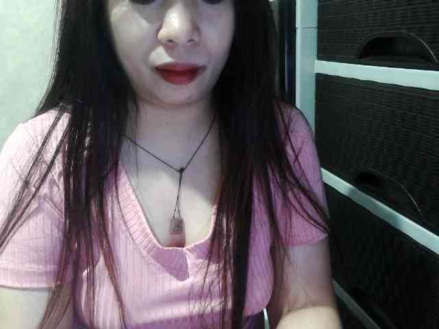 Cassiee webcam