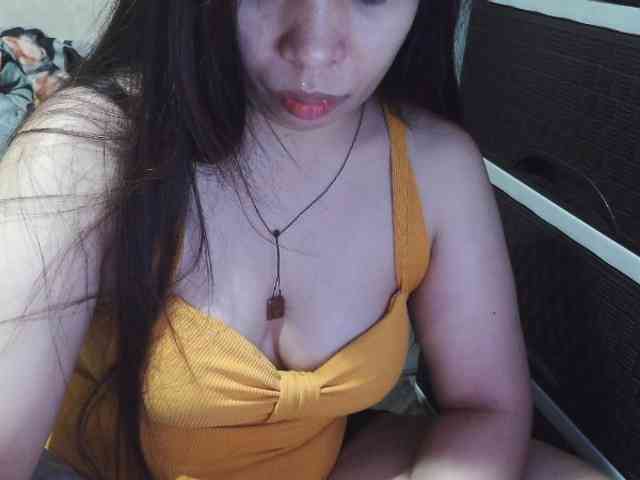 Cassiee webcam