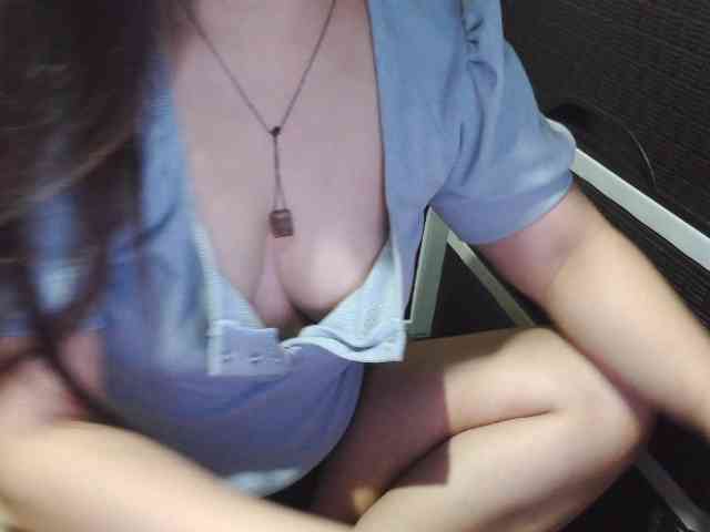 Cassiee webcam