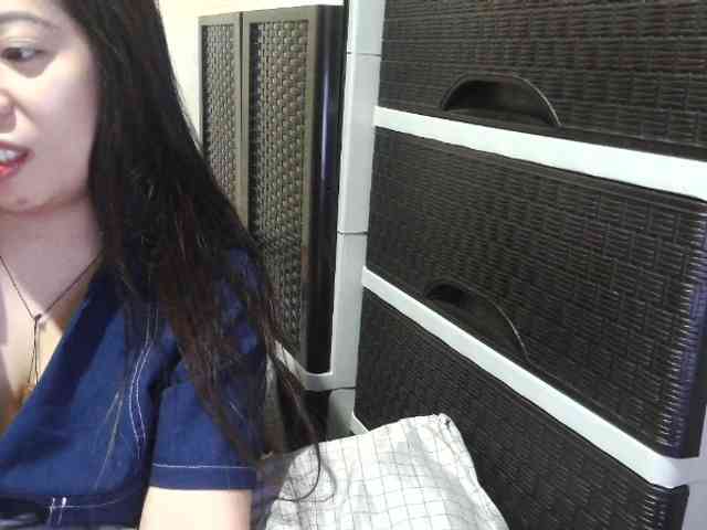 Cassiee webcam