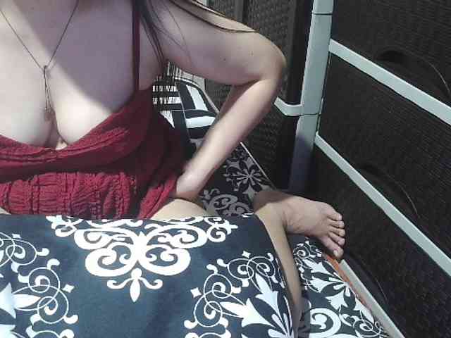 Kazzandra webcam