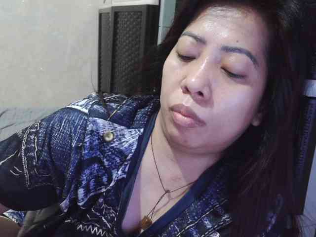 Cassiee webcam