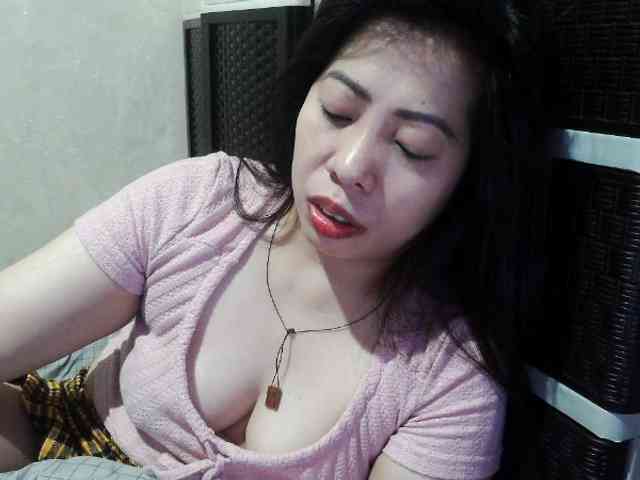 Cassiee webcam