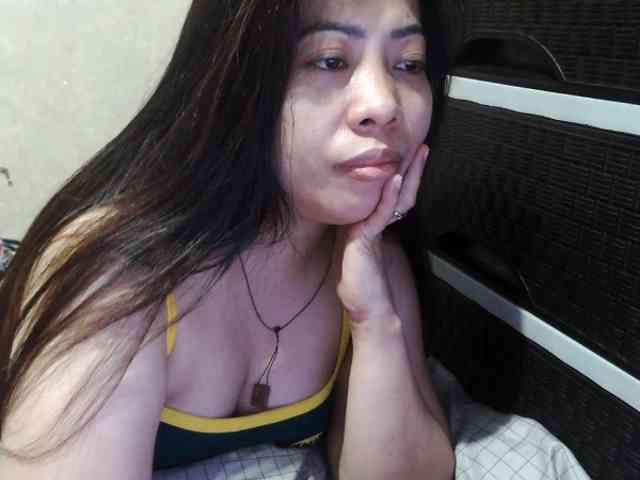 Cassiee webcam