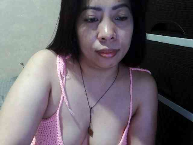 Cassiee webcam