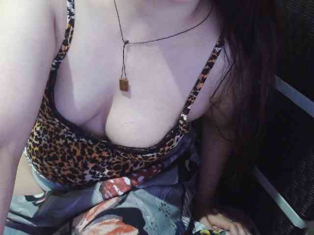 Cassiee webcam
