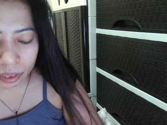 Cassiee webcam