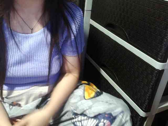 Cassiee webcam