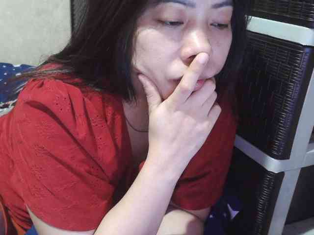 Cassiee webcam