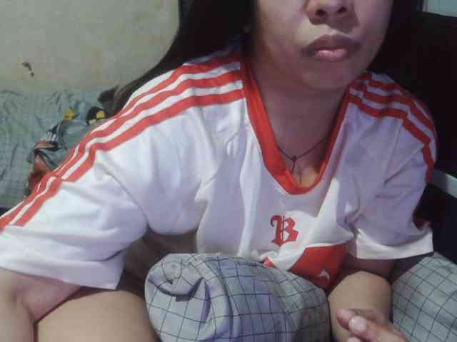 Cassiee webcam
