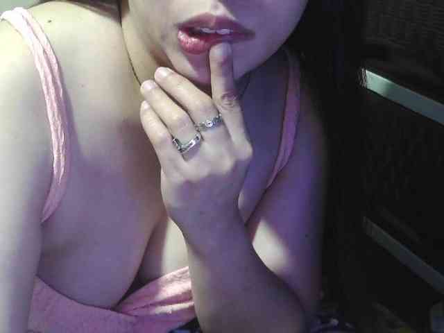 Kazzandra webcam