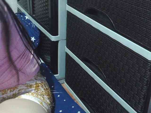 Cassiee webcam