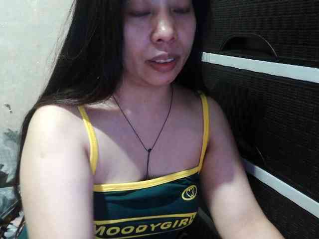 Cassiee webcam
