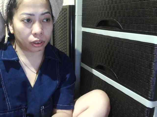 Cassiee webcam