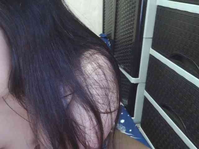 Cassiee webcam