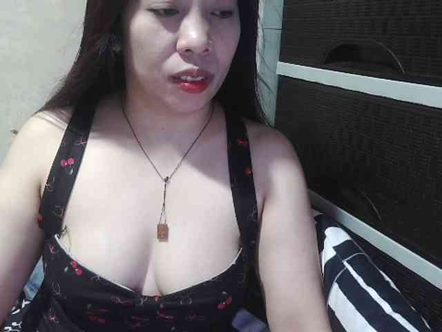 Kazzandra webcam