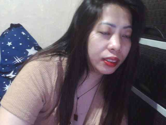 Cassiee webcam