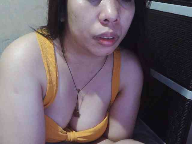 Cassiee webcam