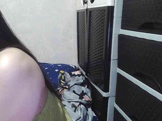 Cassiee webcam