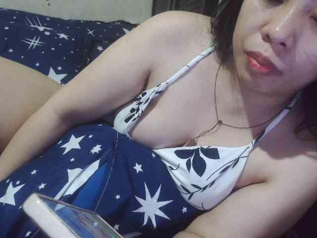 Cassiee webcam