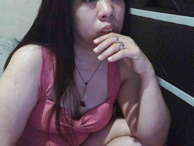 Cassiee webcam