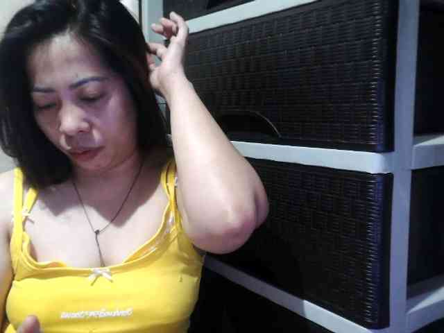 Cassiee webcam