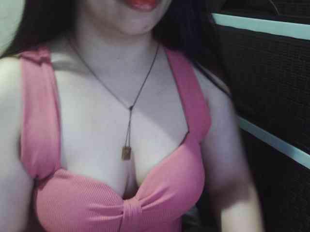 Cassiee webcam