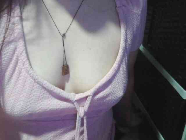 Cassiee webcam