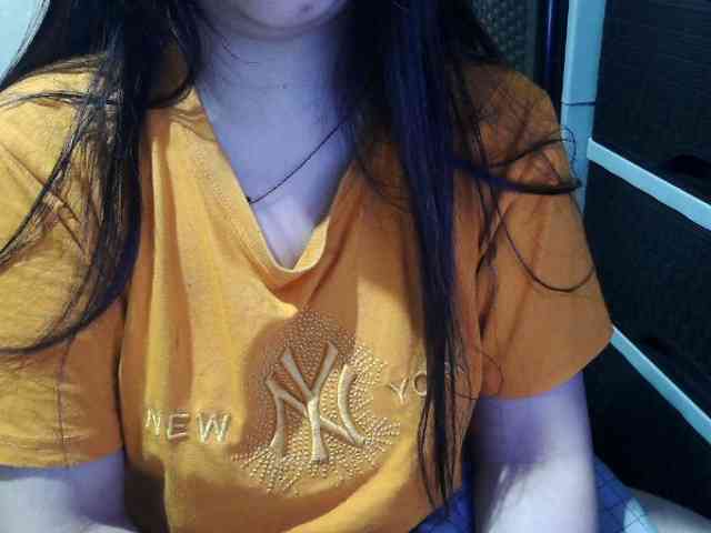 Cassiee webcam