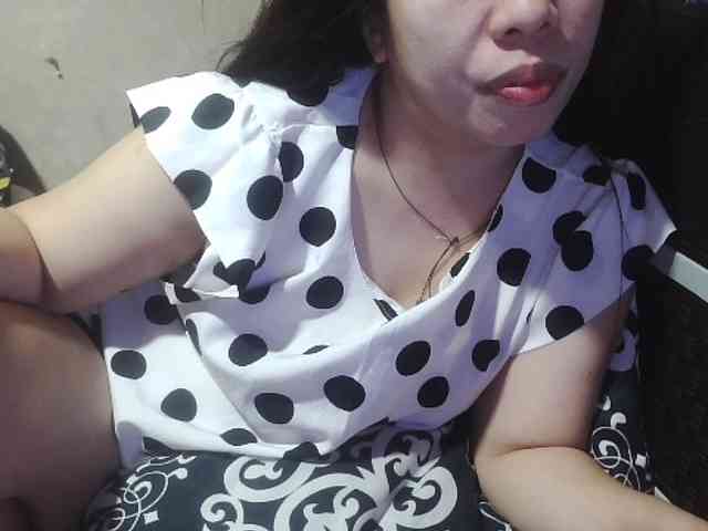 Cassiee webcam