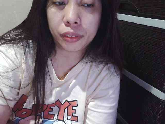 Cassiee webcam