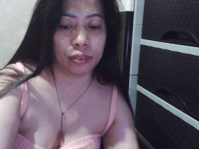 Cassiee webcam