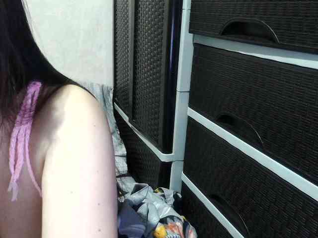 Cassiee webcam