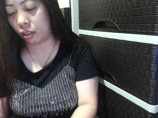 Cassiee webcam