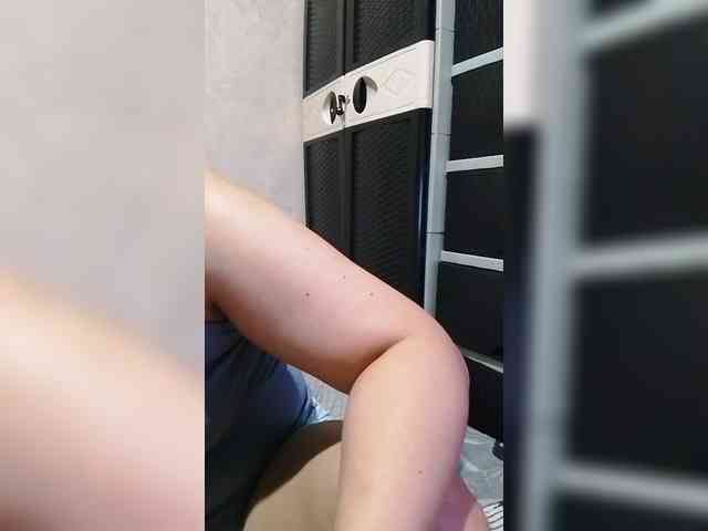 Cassiee webcam