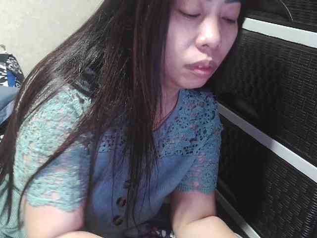 Cassiee webcam