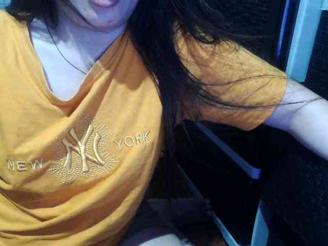 Cassiee webcam