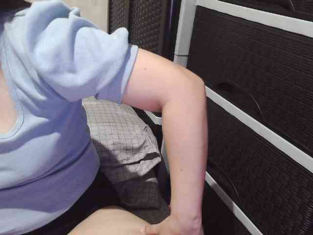 Cassiee webcam