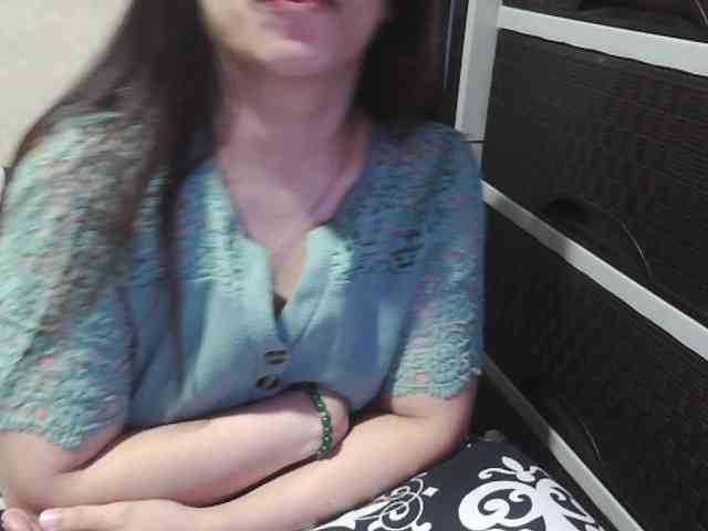 Cassiee webcam