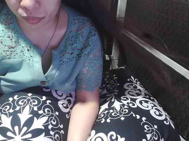 Cassiee webcam