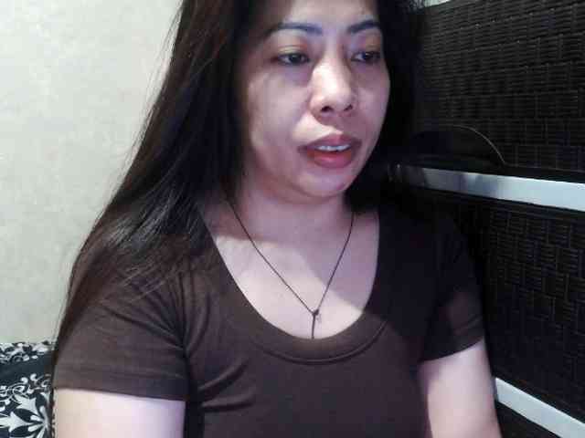 Cassiee webcam