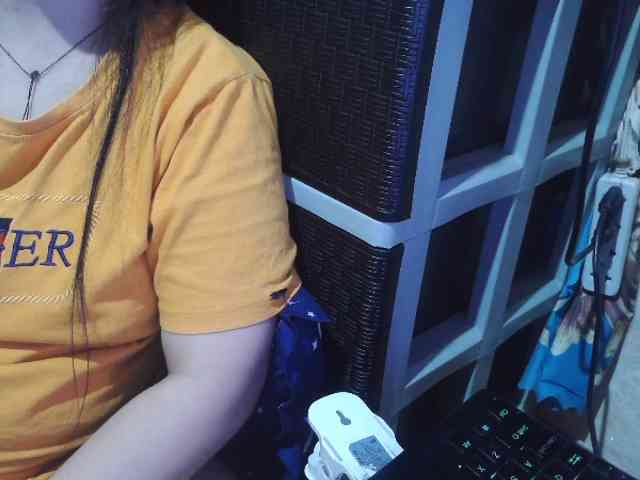 Cassiee webcam