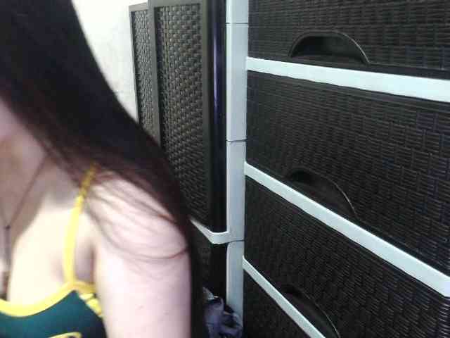 Cassiee webcam