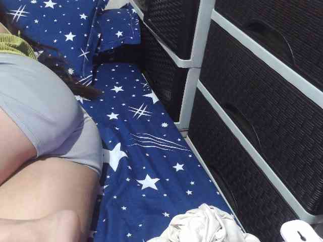 Cassiee webcam