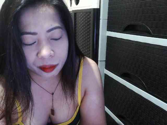 Cassiee webcam