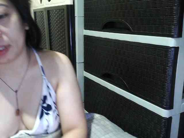 Cassiee webcam