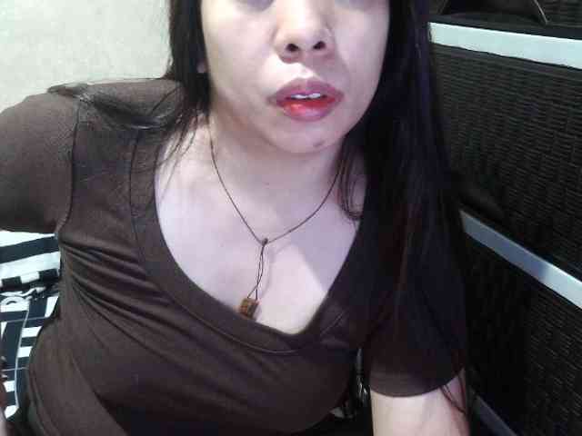 Cassiee webcam