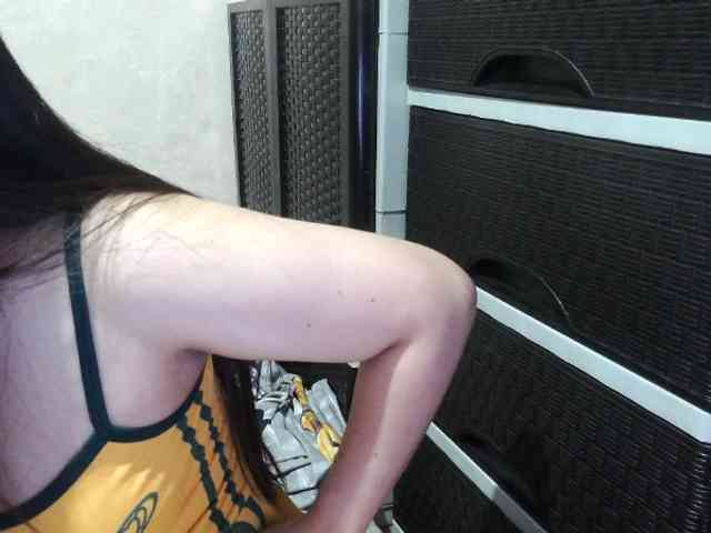 Cassiee webcam