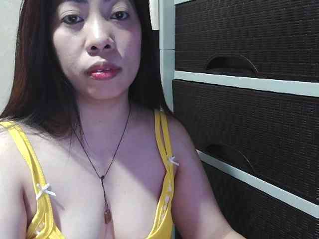 Kazzandra webcam